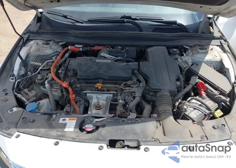 2020 Honda Accord Hybrid from USA, damaged, VIN 1HGCV3F10LA017946